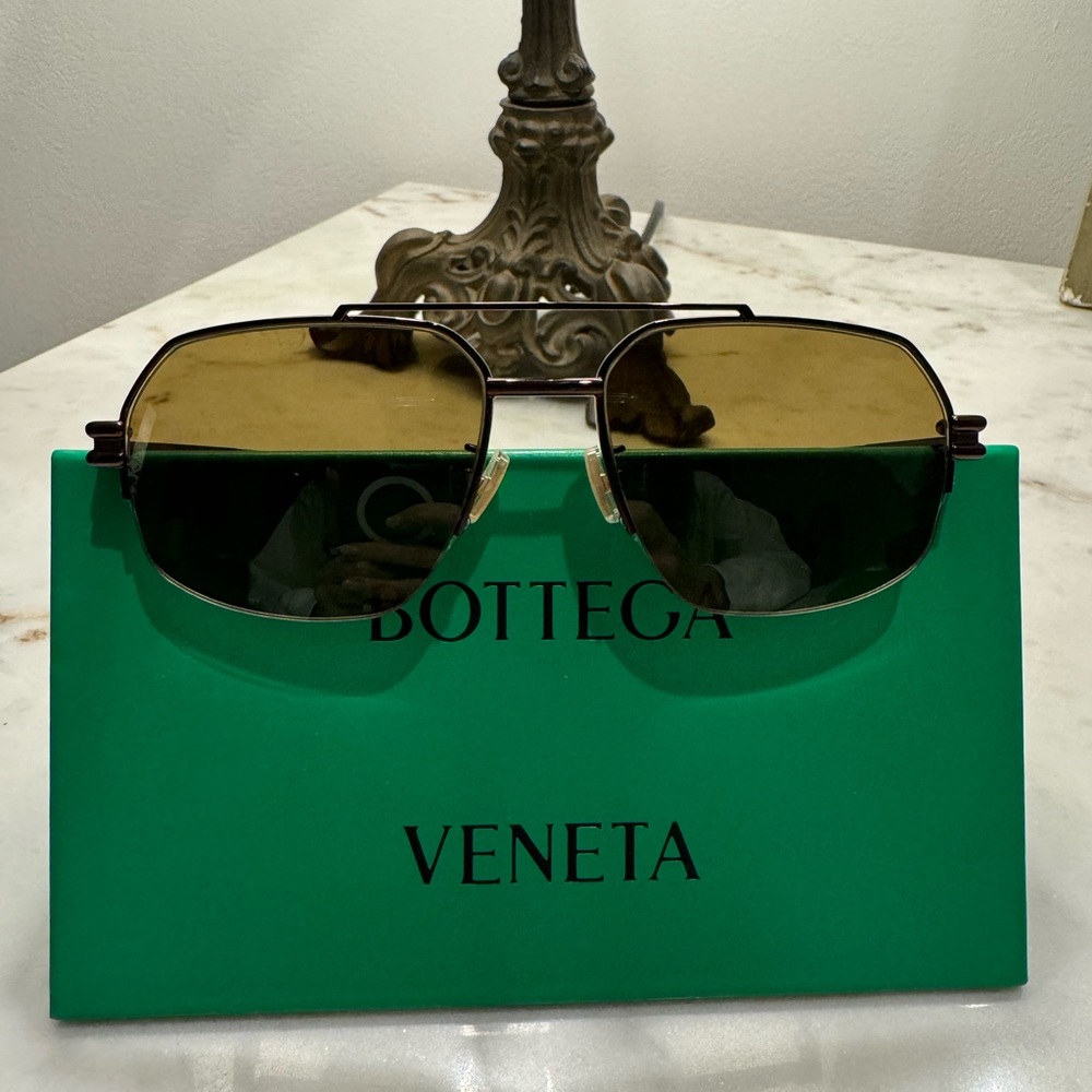 Brand new Bottega Veneta sunglasses